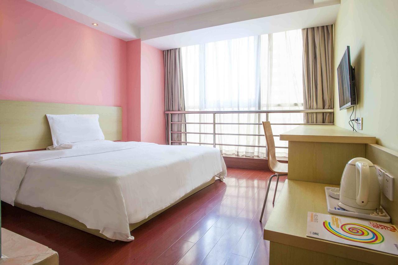 365 Hotel Haimen Room photo