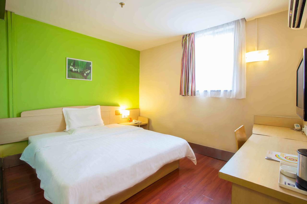 365 Hotel Haimen Room photo